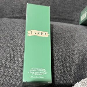 La Mer Product in Green Packaging